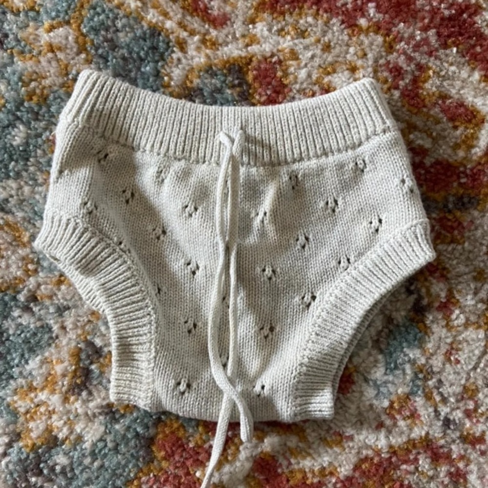 Jamie Kay bloomers